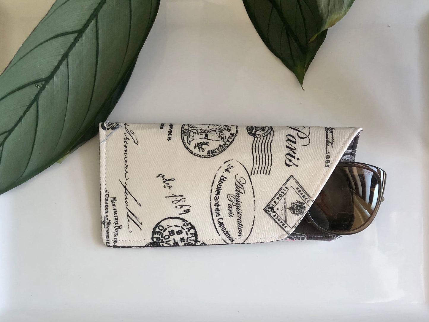 Glasses case